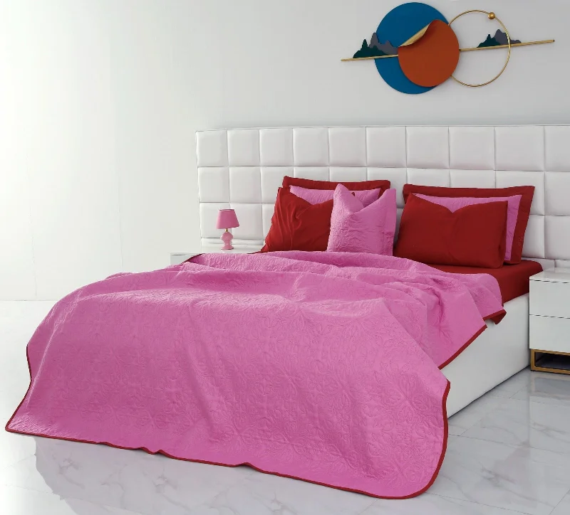 modern minimalist bedspreads for contemporary bedrooms7 PCs Ultrasonic Bed Spread Set-Red over Lilac