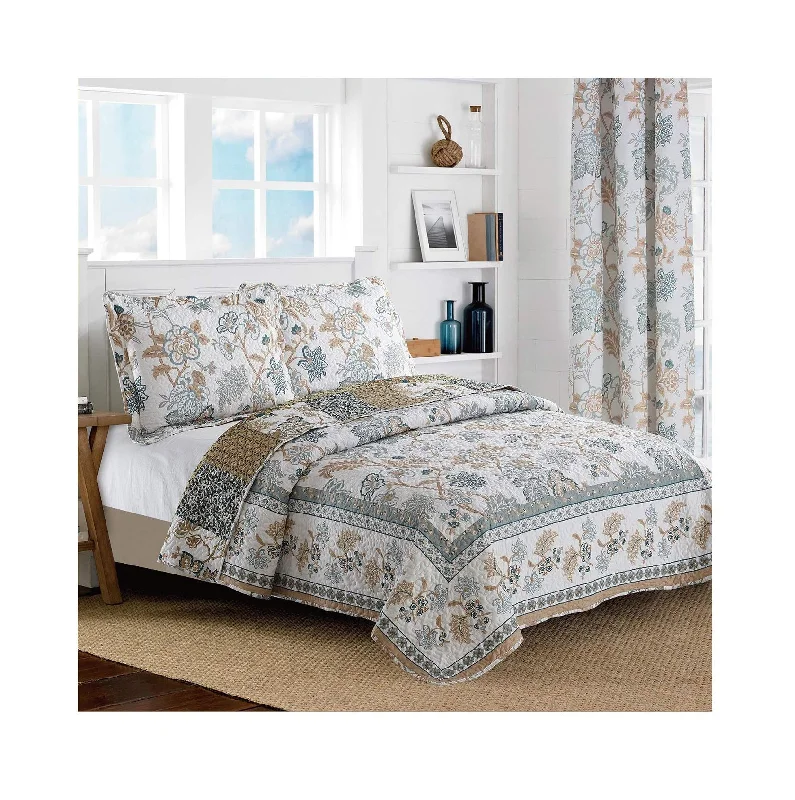 victorian style bedspreads with intricate embroidery for a classic and elegant touchFloral Printed Blue/White Bedspread/Quilt Set