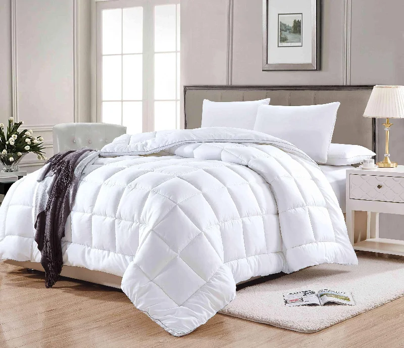 Latex - filled comforters with a bouncy texture and good supportAll American Collection Soft Plush Micro-Gel Polyester Fill Warmth Down Bedroom Comforter Box Stitch with Grey Gusset Edge