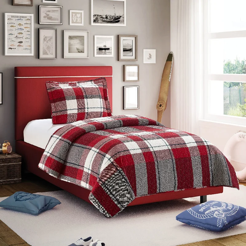 country style bedspreads with floral prints and gingham accents for a homely feelAll American Collection Red-Green Plaid Printed Bedspread Set