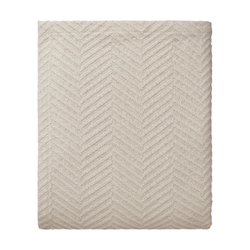 minimalist japanese style bedspreads with simple and clean linesLixa Cotton Bedspread [Beige]