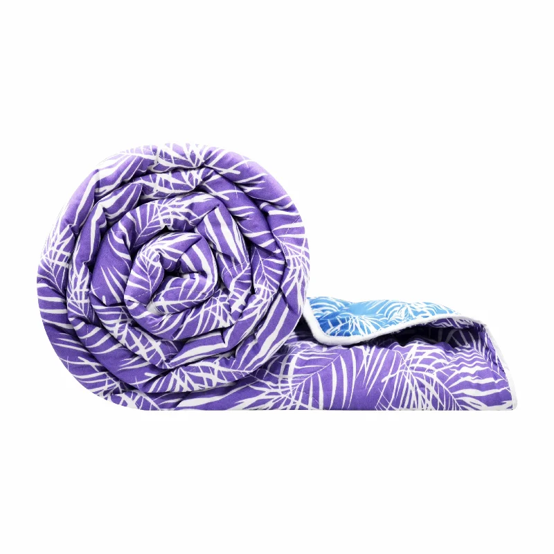 Duck down comforters with a softer feel and good warmth retentionBlue And Purple Leaf Double Bed AC Quilt Comforter