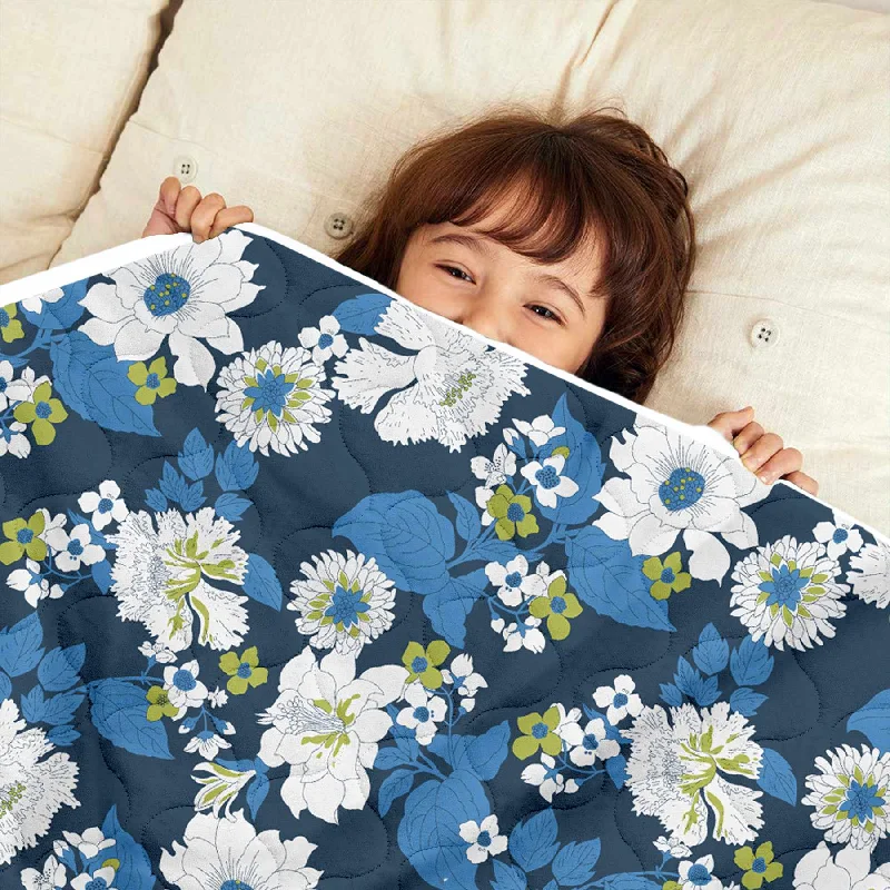 Bamboo - fiber - filled comforters with antibacterial and breathable qualitiesAesthetic Floral AC Quilt Comforter for Kids