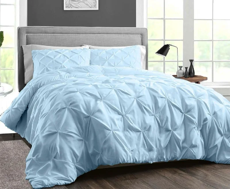 Cotton - filled comforters for a breathable and natural sleep experiencePintuck Comforter - Aqua