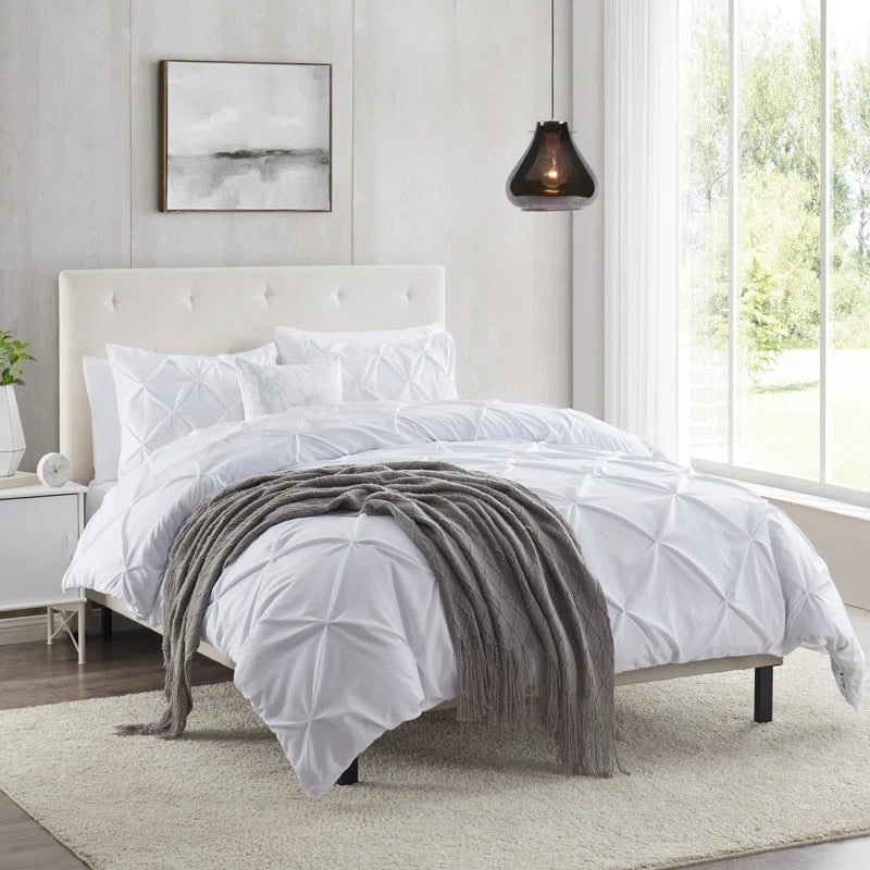 Silk - filled comforters for a luxurious and smooth touchPintuck Comforter - White