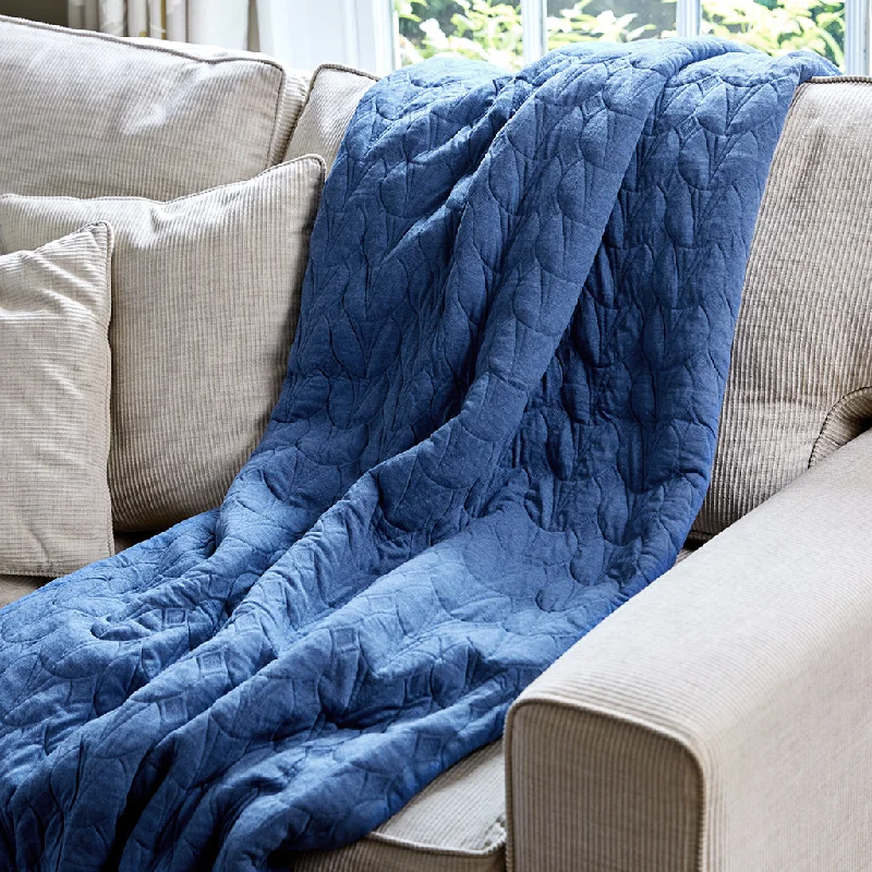 silk bedspreads with a luxurious and smooth textureQuilted Cotton Bedspread Denim