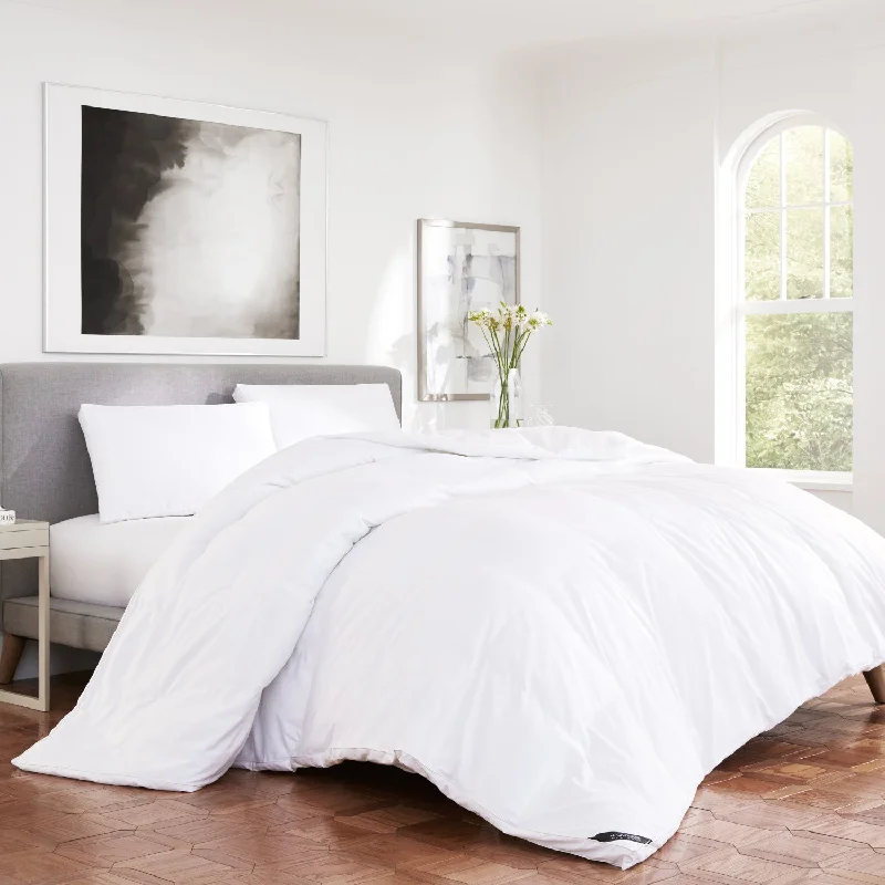 Bamboo - fiber - filled comforters with antibacterial and breathable qualitiesRegency Down Alternative Comforter