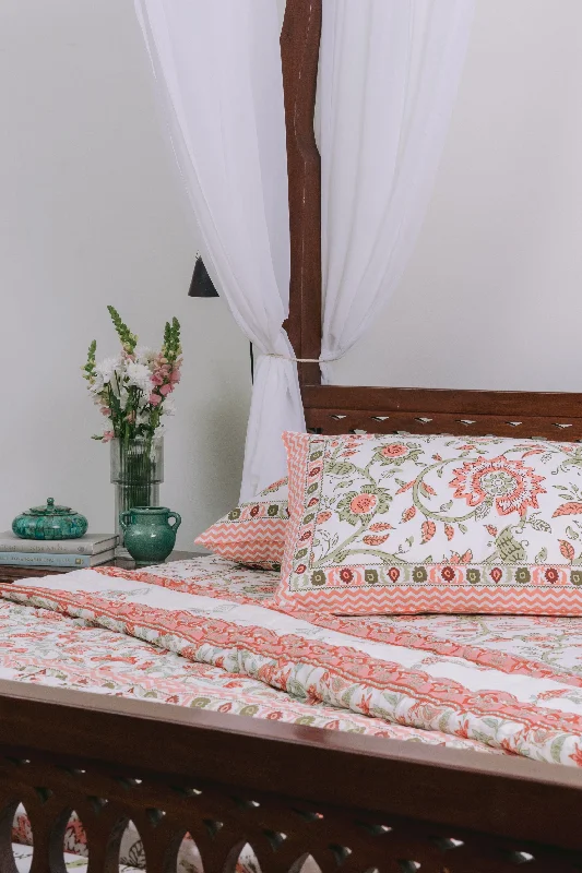 Down - filled comforters for supreme warmth and lightnessReversible Foliage Comforter Set