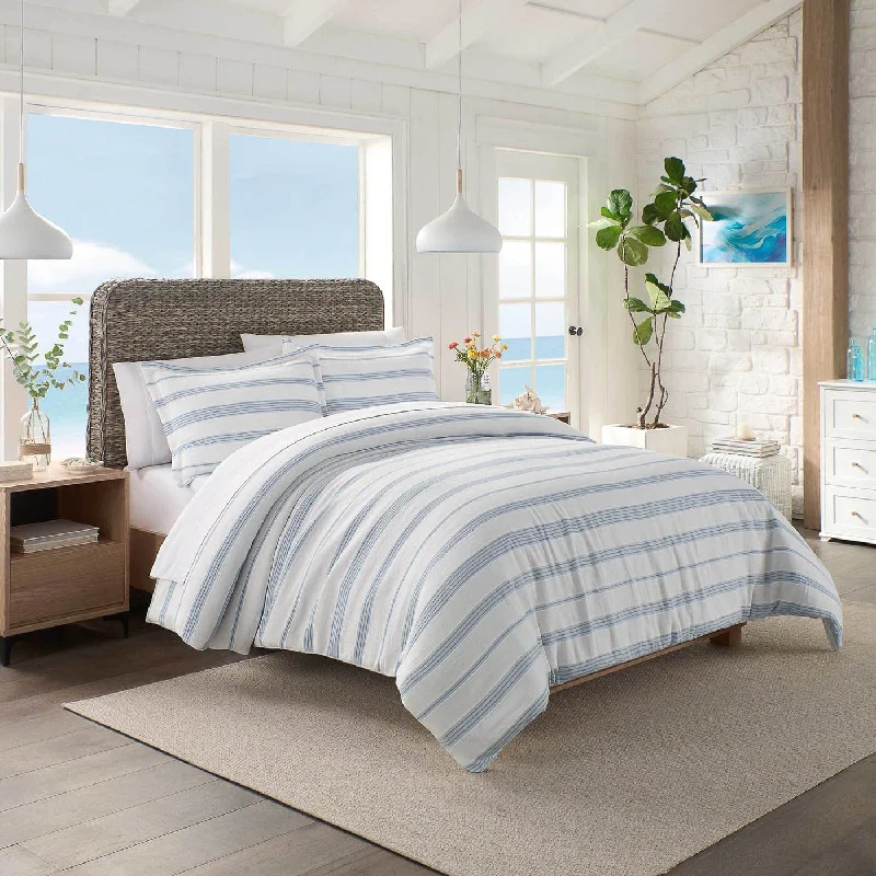 Cotton - filled comforters for a breathable and natural sleep experienceSouthern Tide Florence Comforter Set