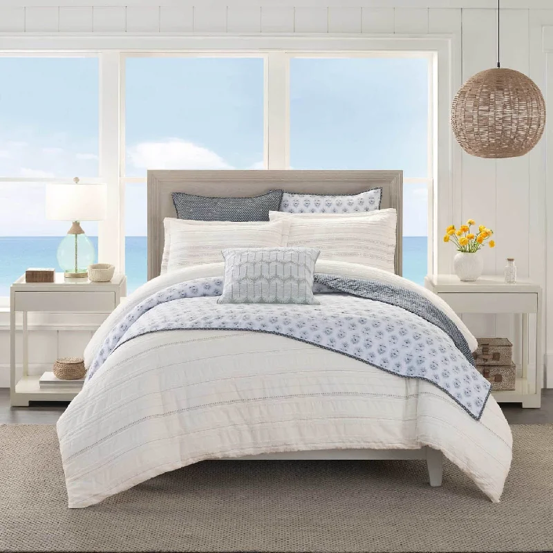 Wool - filled comforters with natural moisture - wicking and temperature - regulating featuresSouthern Tide Oceanside Comforter Set