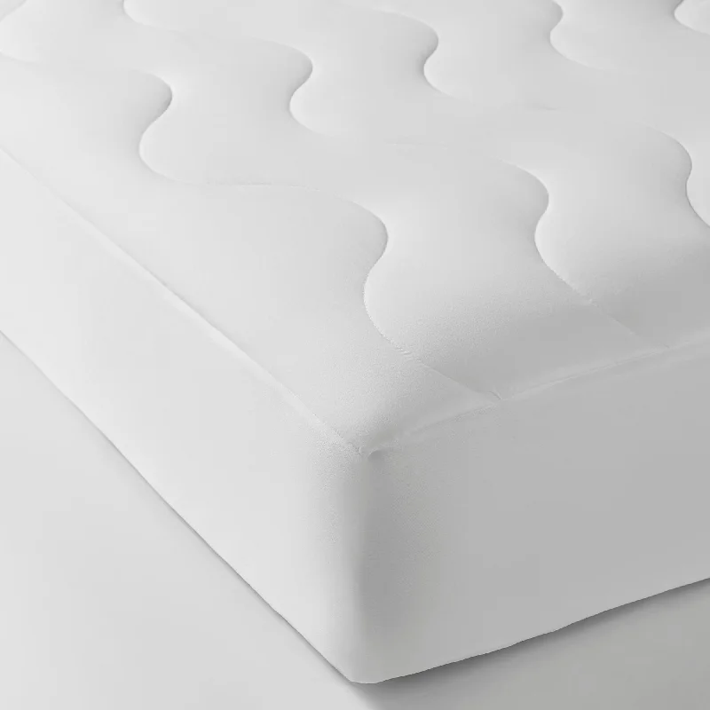 King - size mattresses for spacious master bedroomsSpundown® Mattress Protector