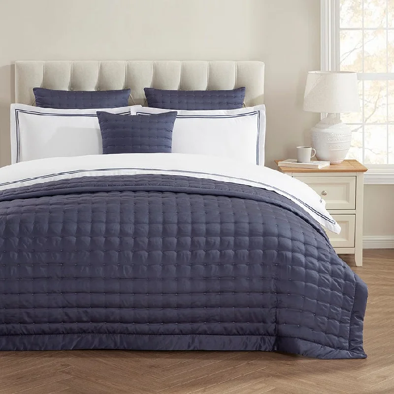 industrial style bedspreads with a rugged look for urban loftsVienna Quilted Bedspread 2.5m x 2.6m - Navy